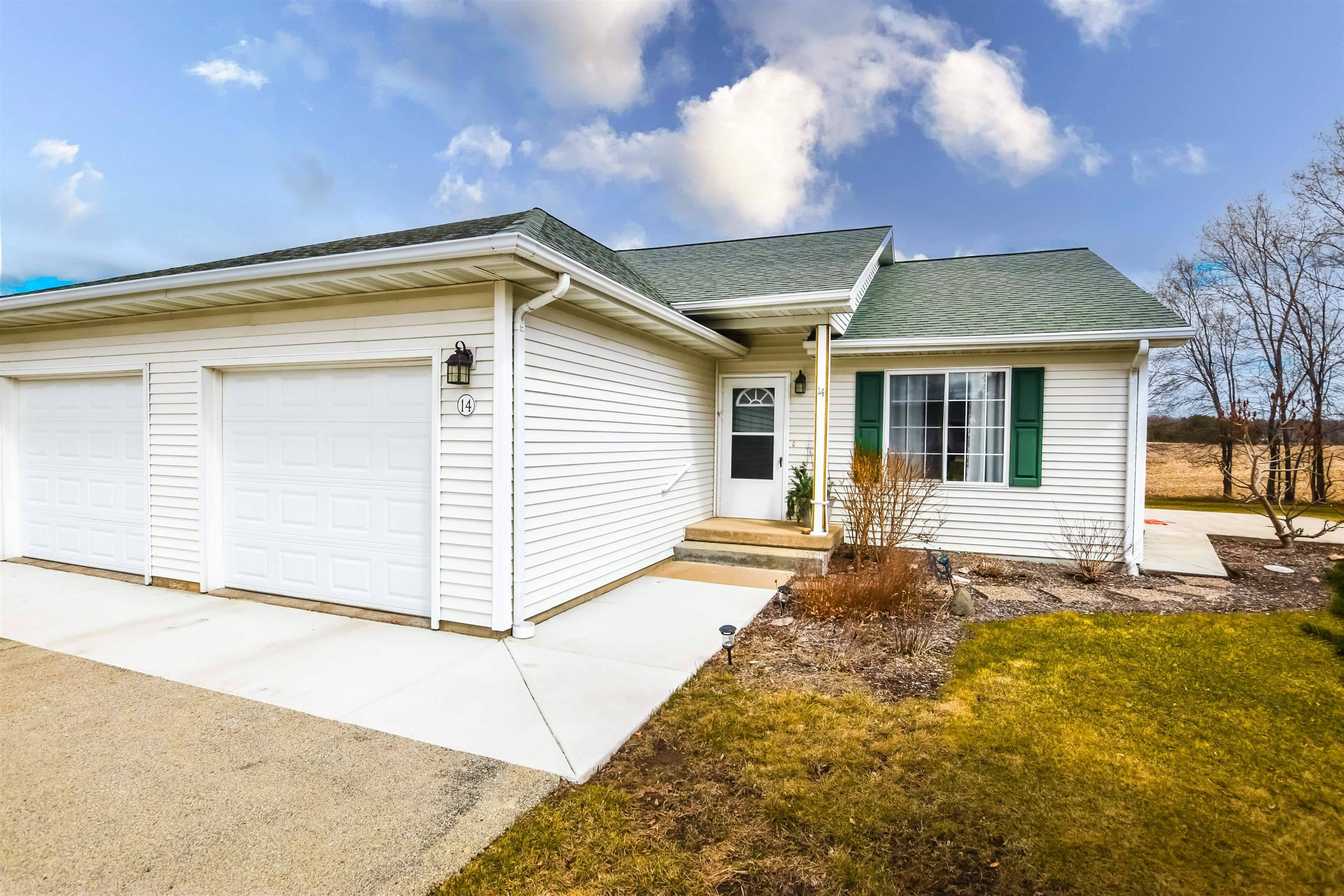 870 Patricia Court #14, Green Lake, WI 54941