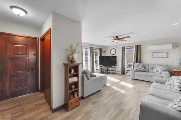 Dodgeville, WI 53533,406 Vern Court