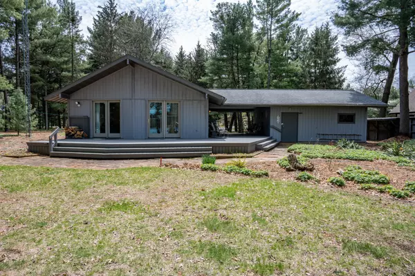 New Lisbon, WI 53950,W5690 Cherokee Lane