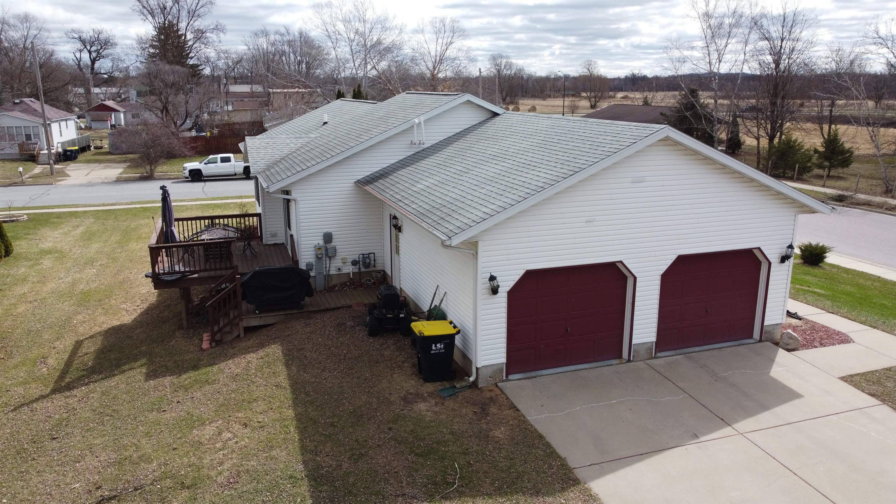 Mauston, WI 53948,219 Vine Street