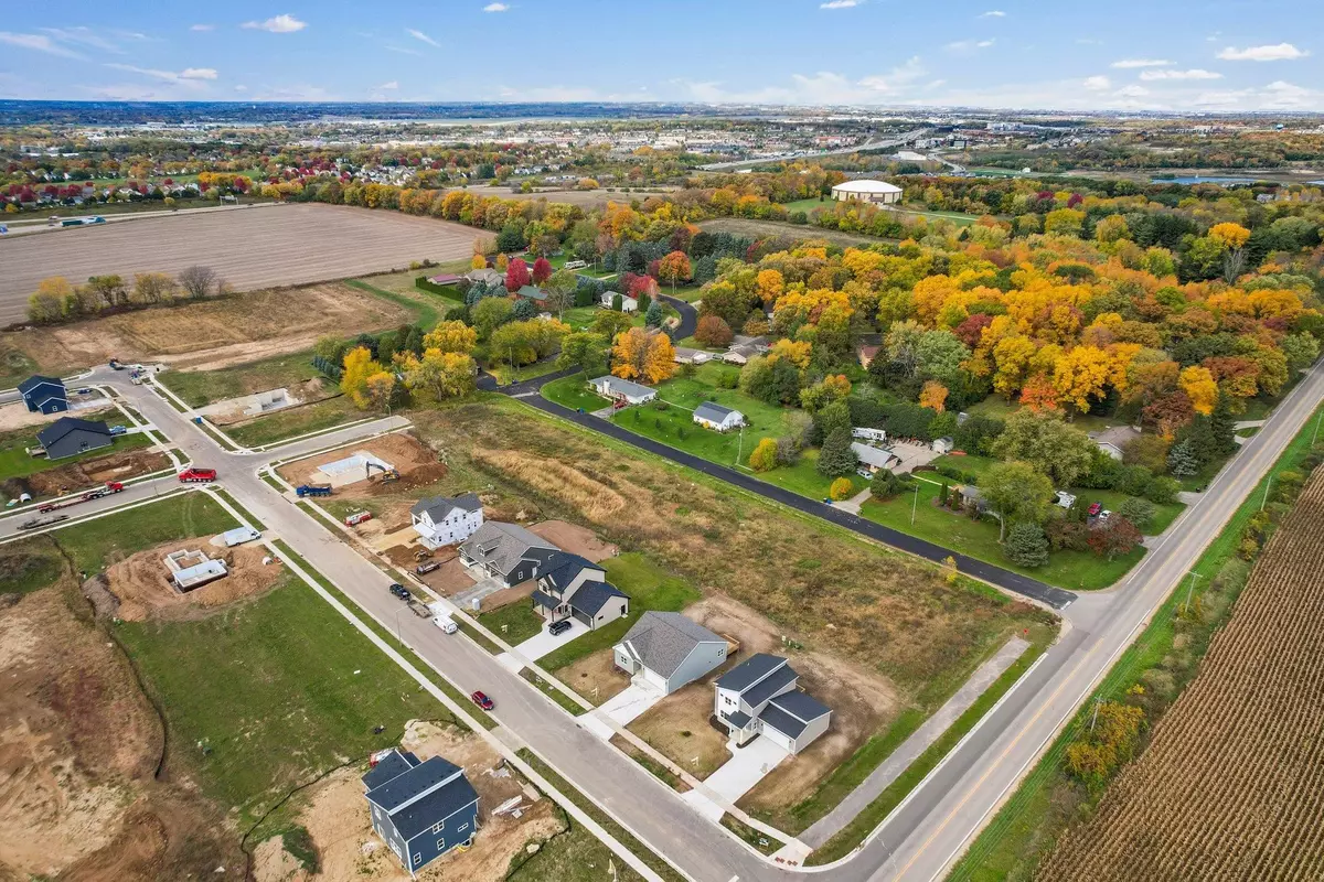 Madison, WI 53718,5611 Divine Street