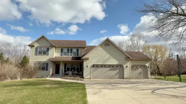 Marshall, WI 53559,627 Logan Circle