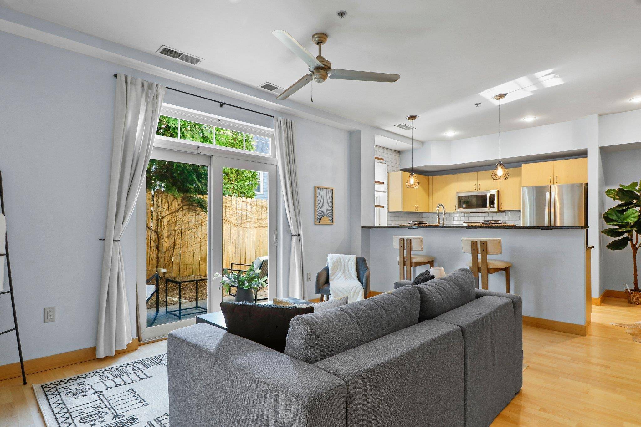 Madison, WI 53703,1037 Williamson Street #108
