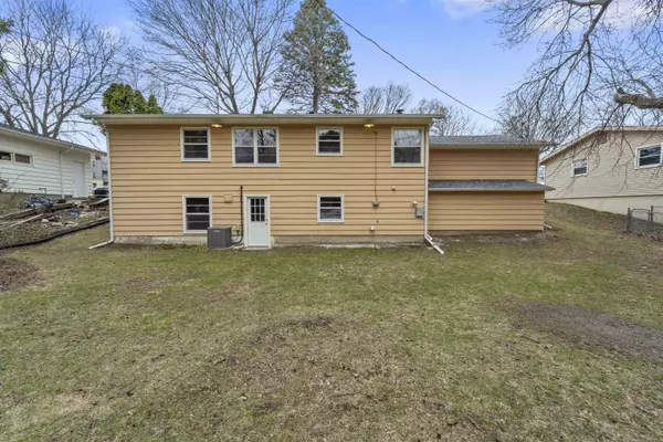 Madison, WI 53711,5221 Odana Road
