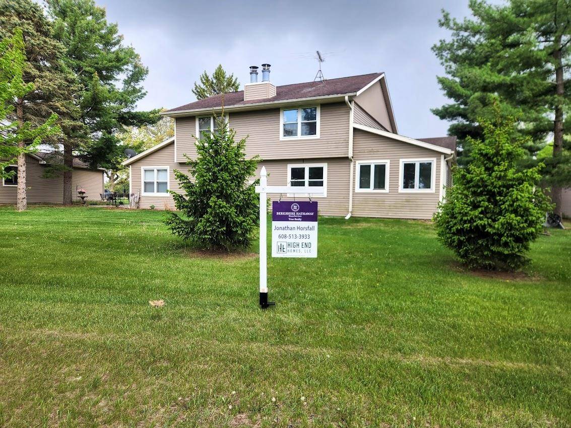 Portage, WI 53901,613 Saddle Ridge