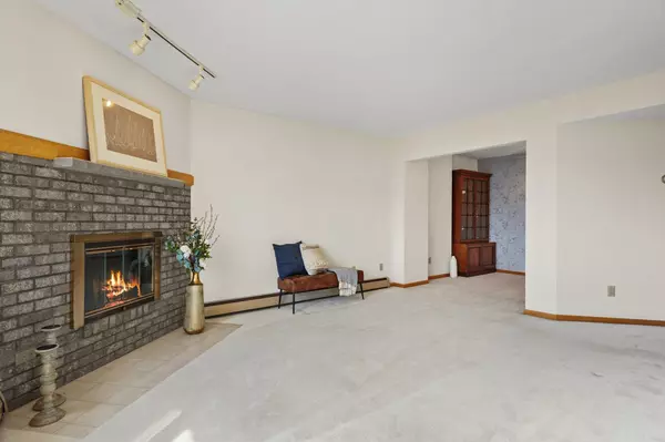 Madison, WI 53704-3953,5 Maple Wood Lane #107