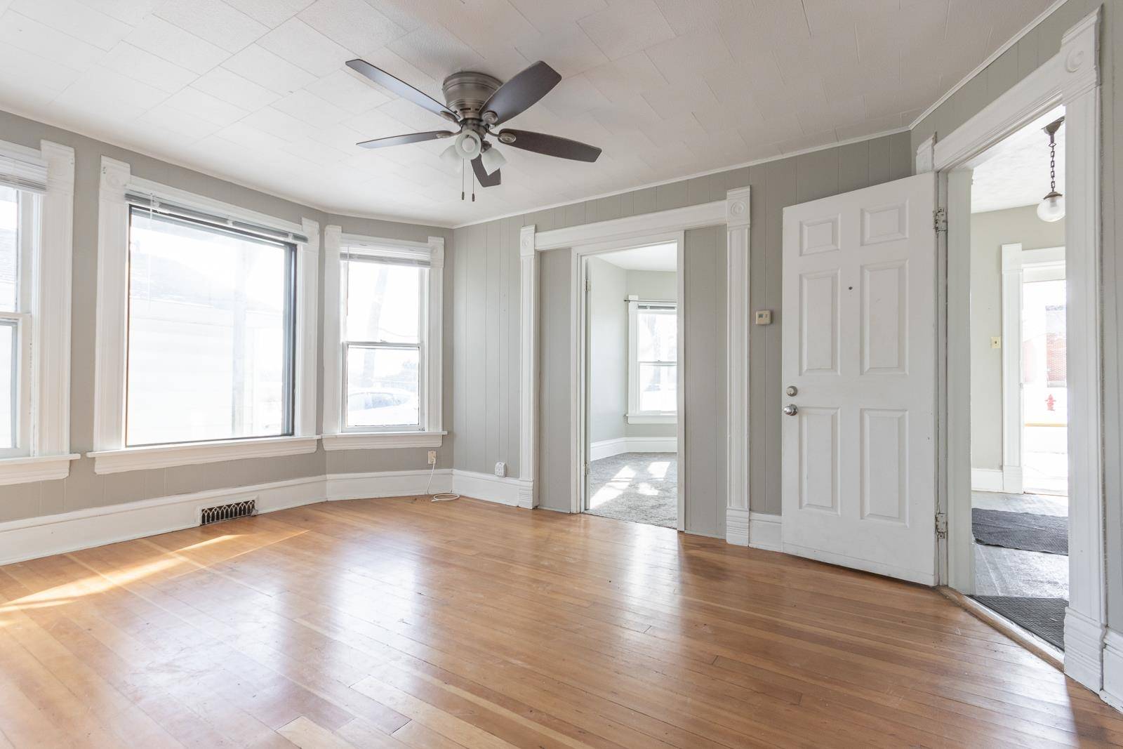 6004 Johnson Street, Mcfarland, WI 53558