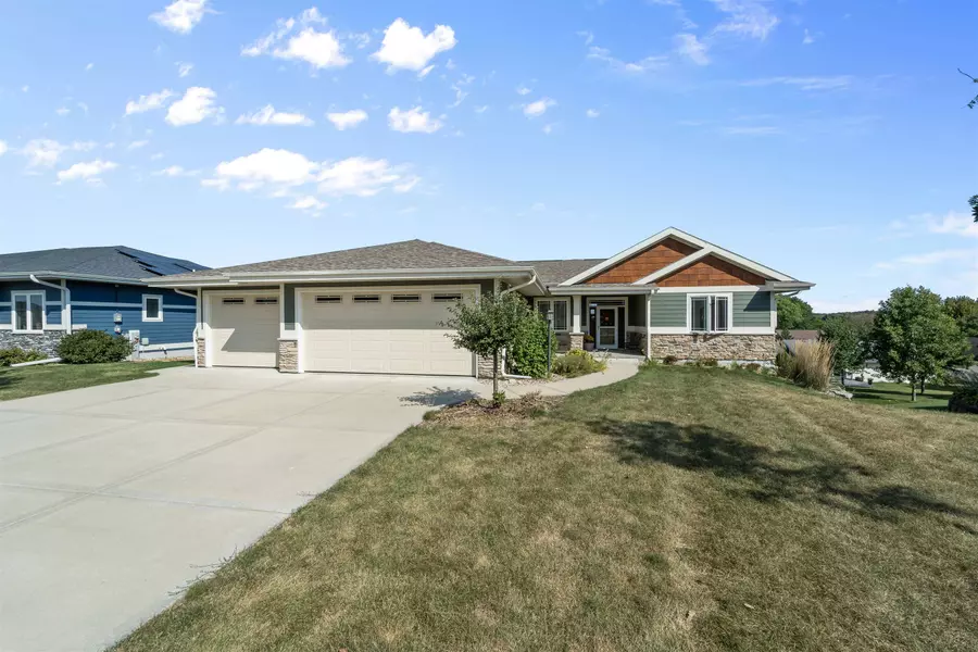 970 Brynhill Drive, Oregon, WI 53575