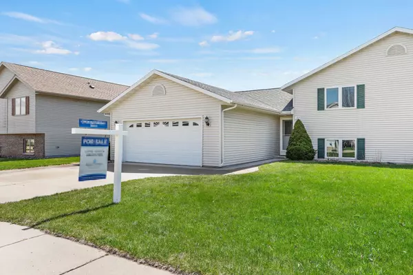 Fall River, WI 53932,109 Jennifer Lane