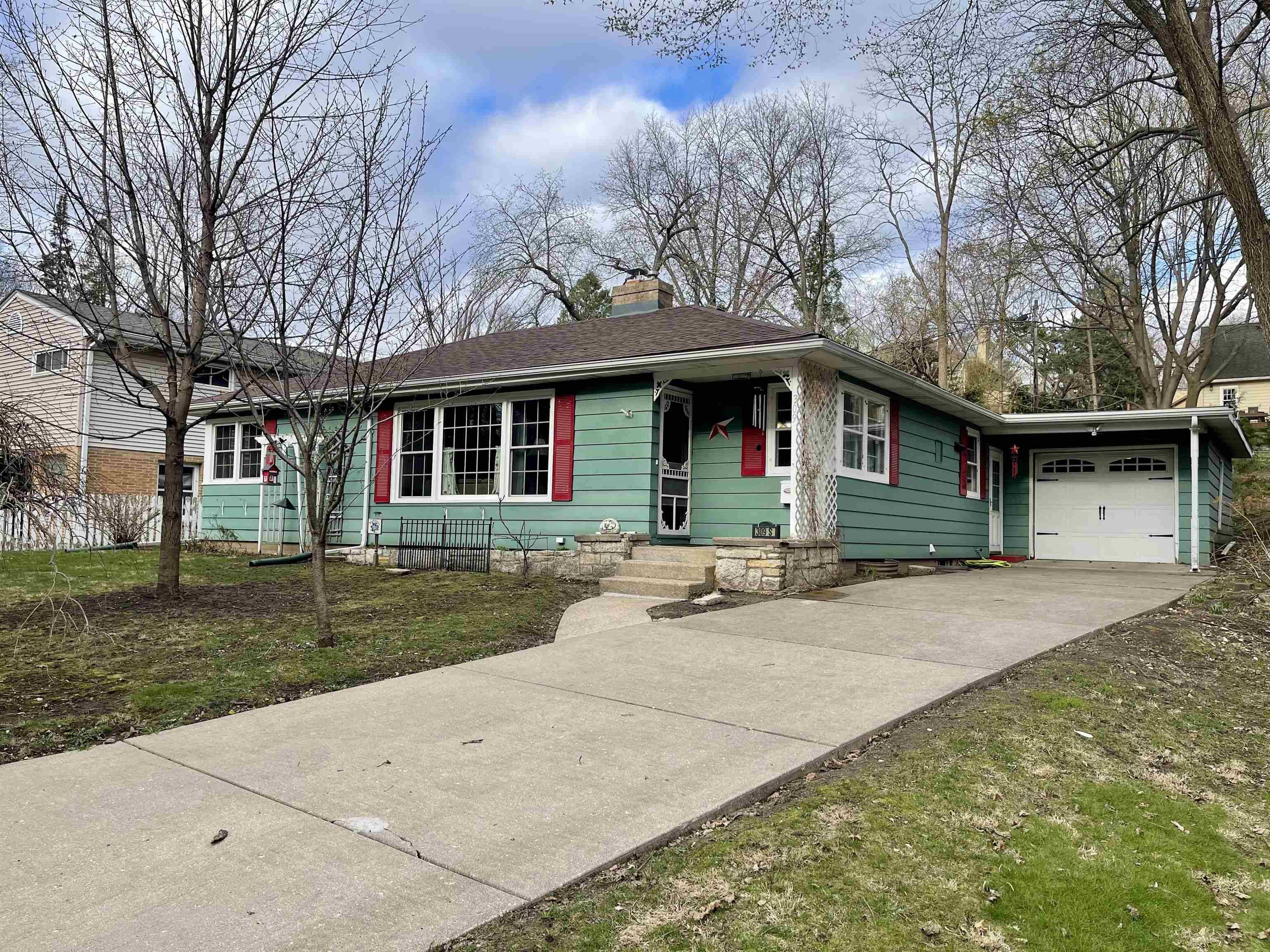 Janesville, WI 53545,309 S Garfield Avenue