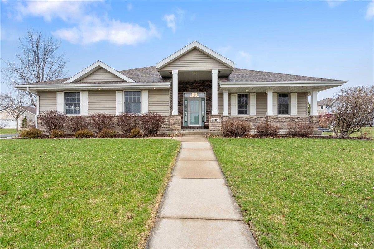 2889 Coneflower Road, Fitchburg, WI 53711