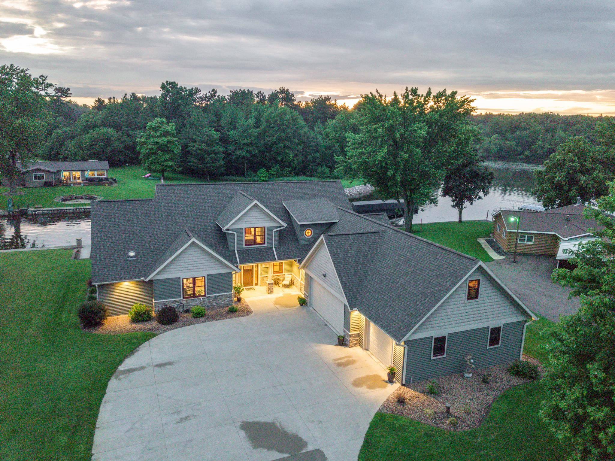 Mauston, WI 53948,W4150 Big Oak Drive