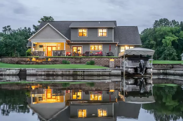 W4150 Big Oak Drive, Mauston, WI 53948