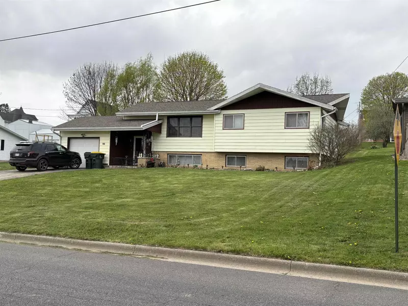 519 MIll Street Street, Bloomington, WI 53804-9741