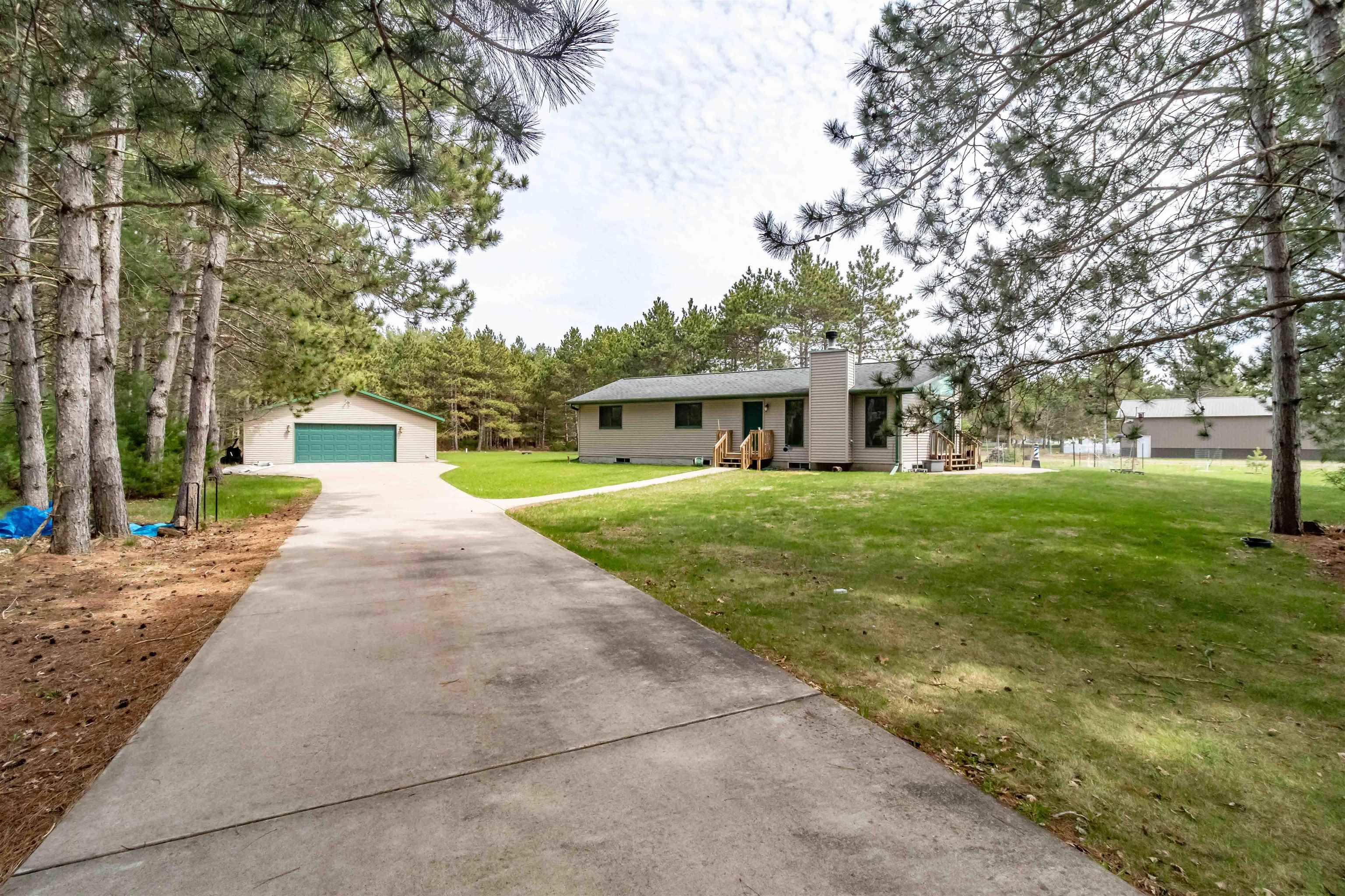 Arkdale, WI 54613,862 19th Drive
