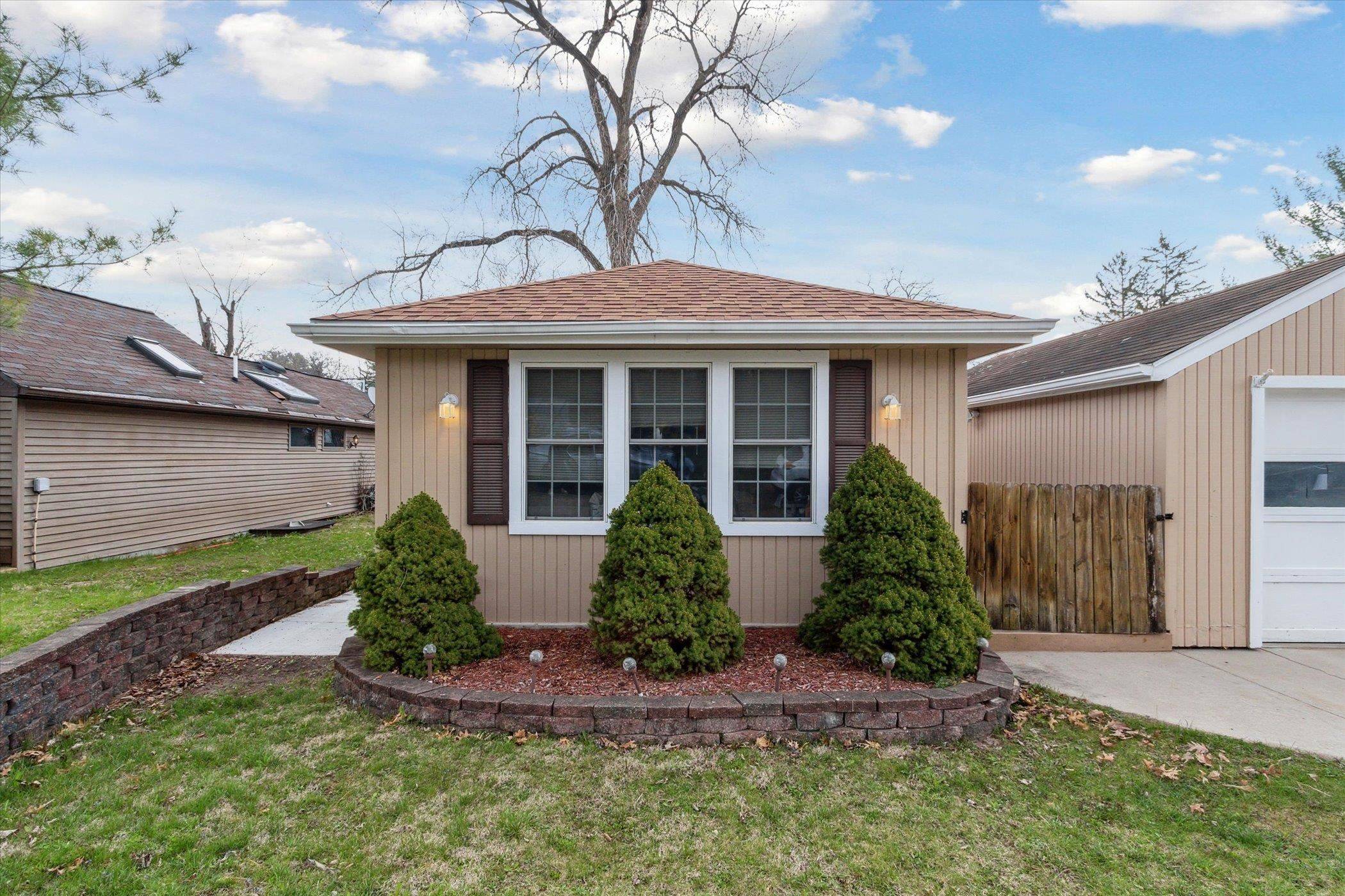Milton, WI 53563-9649,8910 N Wood Street
