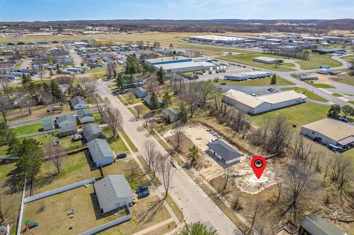 Reedsburg, WI 53959,1126 Maple Street