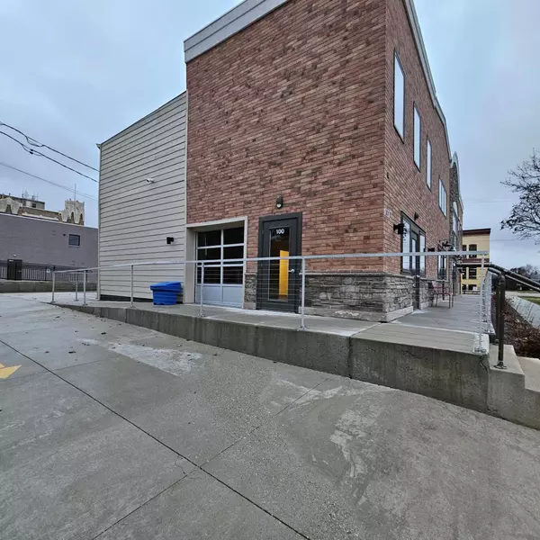Janesville, WI 53548,301 W Wall Street #100