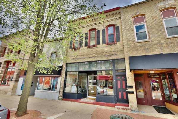 183-187 W Main Street #1, Stoughton, WI 53589