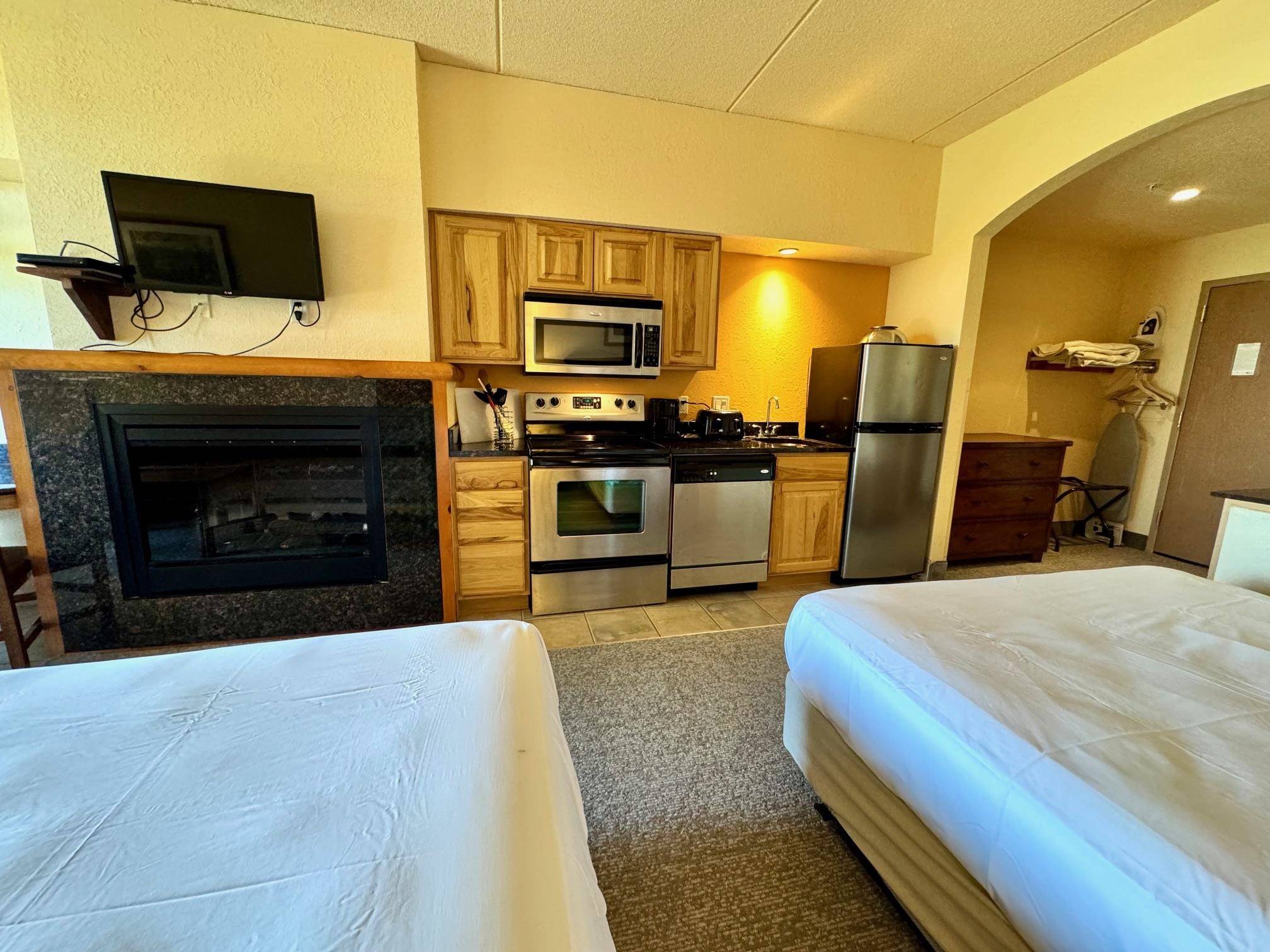 Wisconsin Dells, WI 53965,2504 River Road #7218