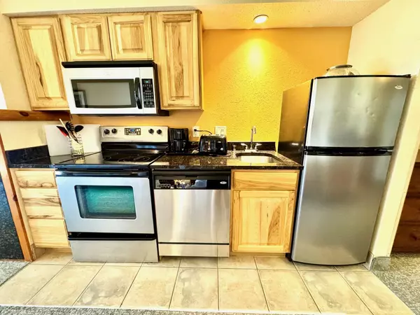 Wisconsin Dells, WI 53965,2504 River Road #7218