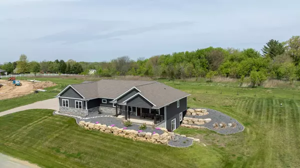 Hazel Green, WI 53811,4190 Bluff Point Court