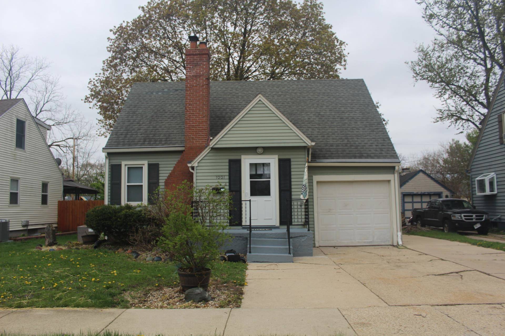 1001 Eisenhower Avenue, Janesville, WI 53545