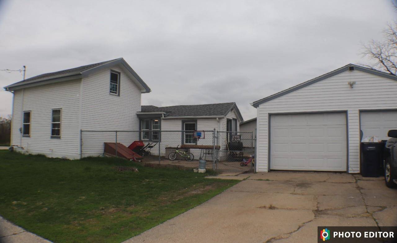 Janesville, WI 53548,221 Center Avenue