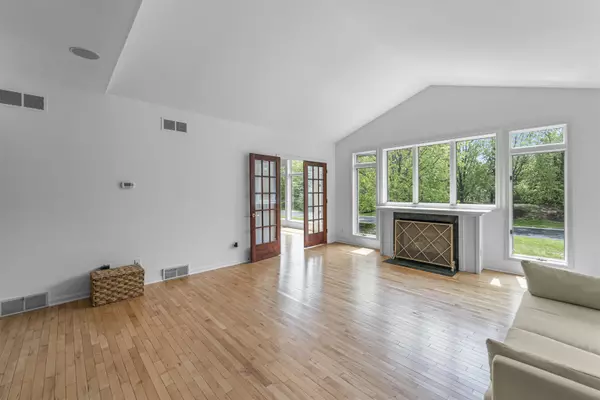 Middleton, WI 53562,3436 Nappe Drive