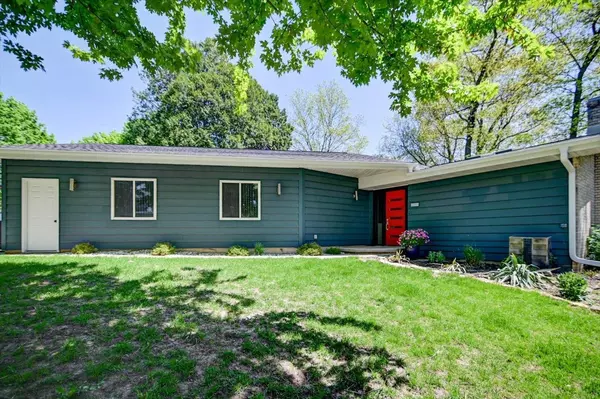 1101 Glendale Lane, Madison, WI 53704