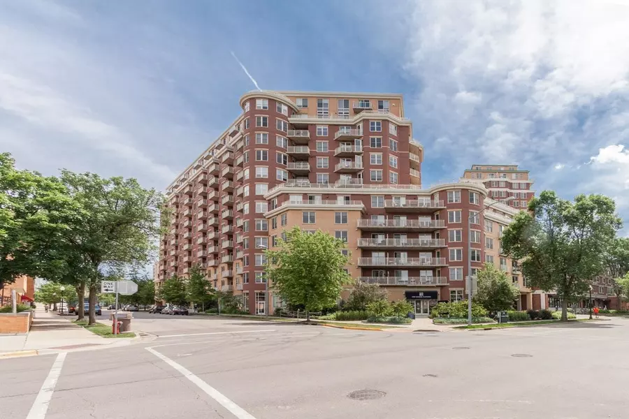 360 W Washington Avenue #1412, Madison, WI 53703