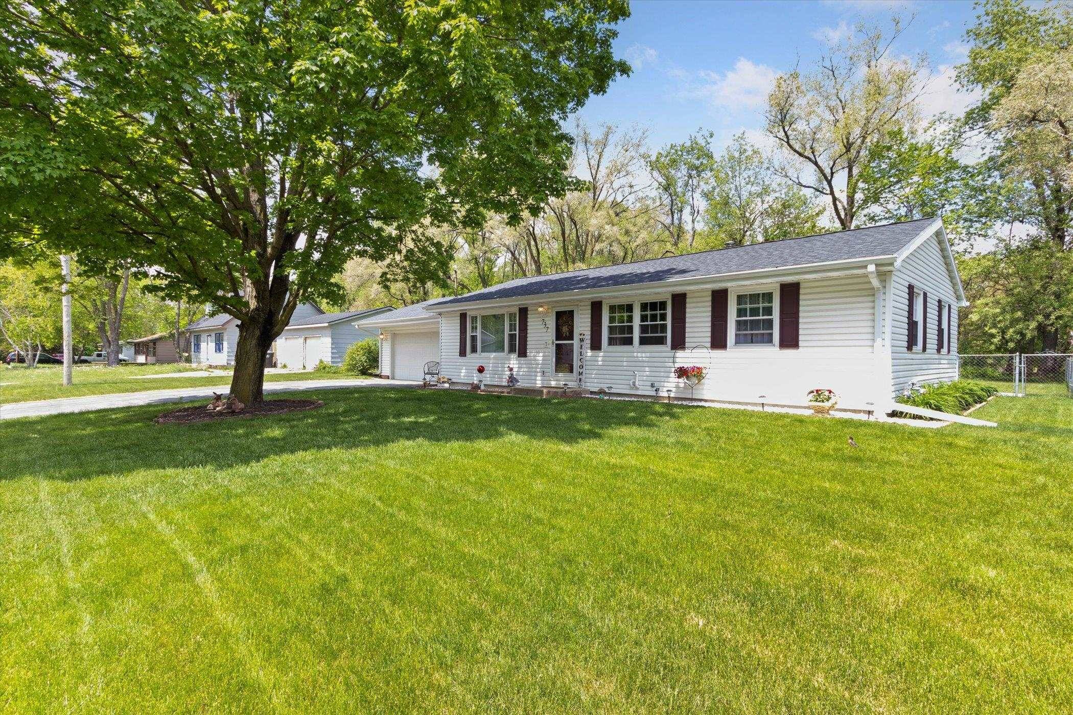Beloit, WI 53511-2059,737 Jeannie Lane