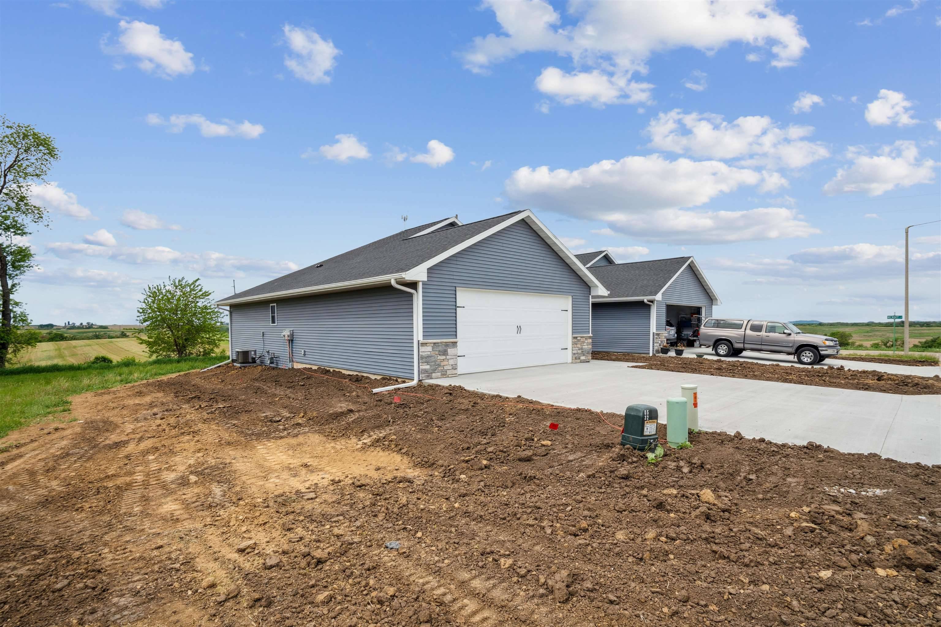 Dickeyville, WI 53808,633 Pine Street