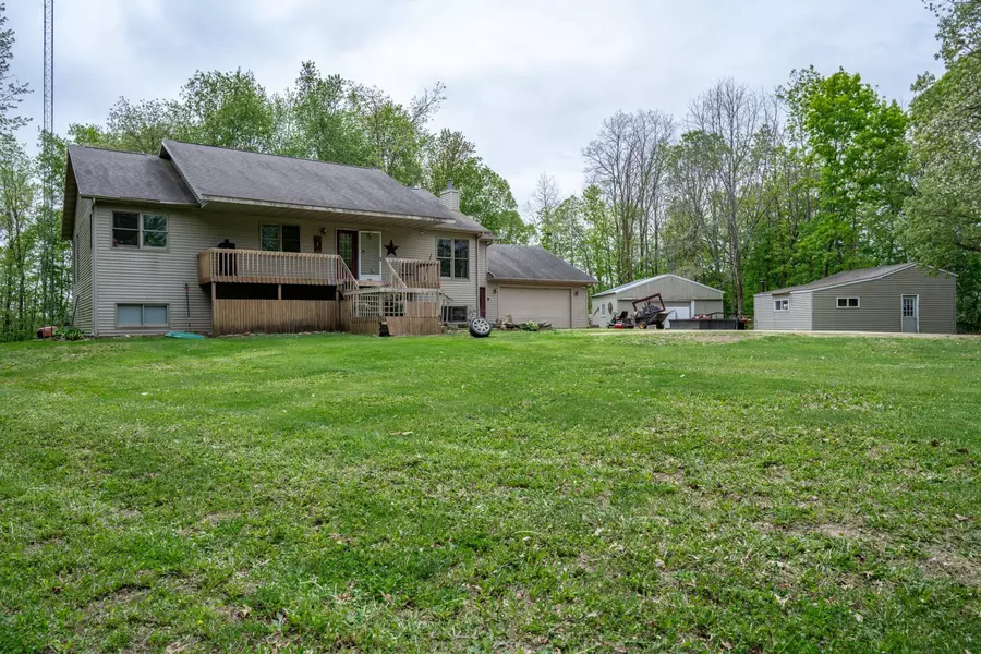 N1490 Fox Road, Wonewoc, WI 53968