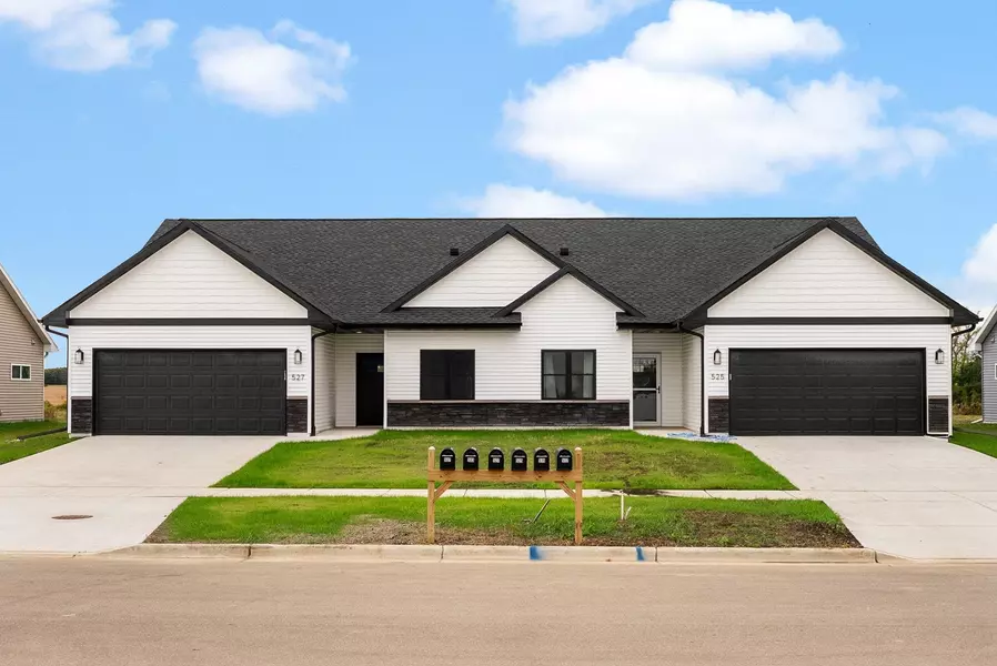 527 S 7th Street, Evansville, WI 53536