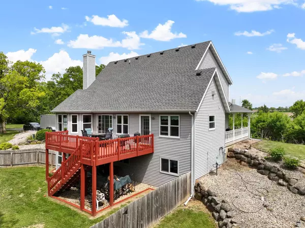 Marshall, WI 53559,5025 Missouri Road