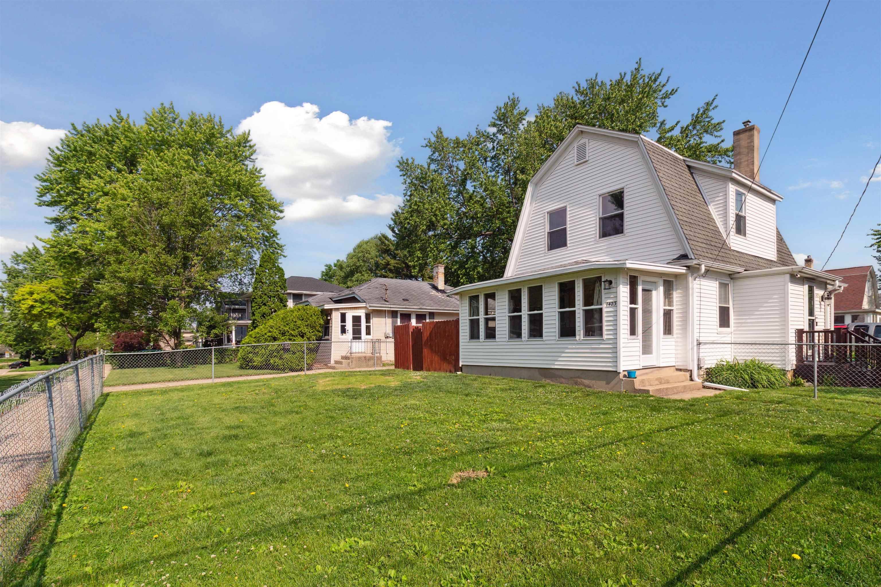 Janesville, WI 53545,1423 Clark Street