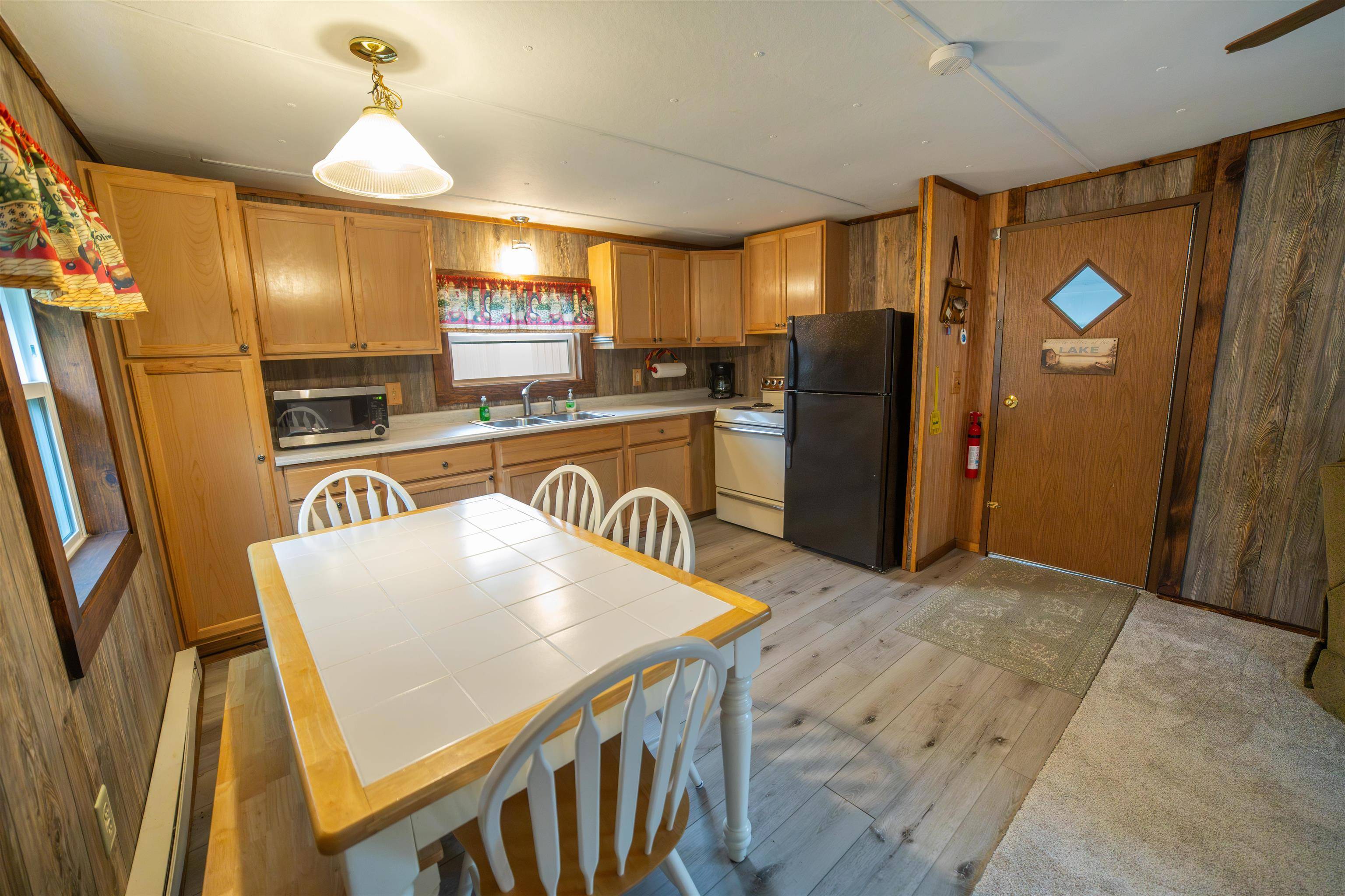 Oxford, WI 53952,2847 County Road G