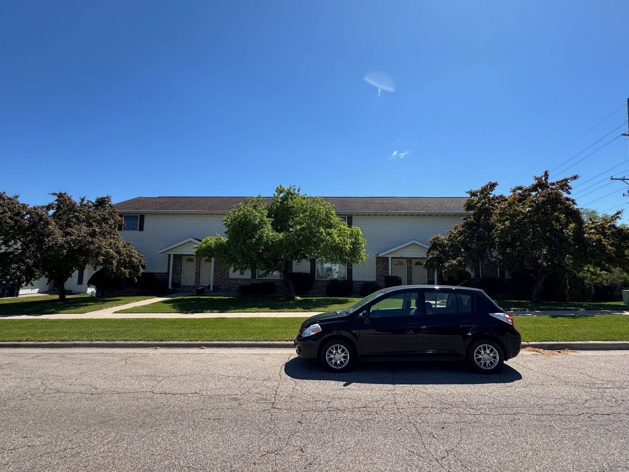 2018-2024 Green Valley Dr. Drive, Janesville, WI 53546