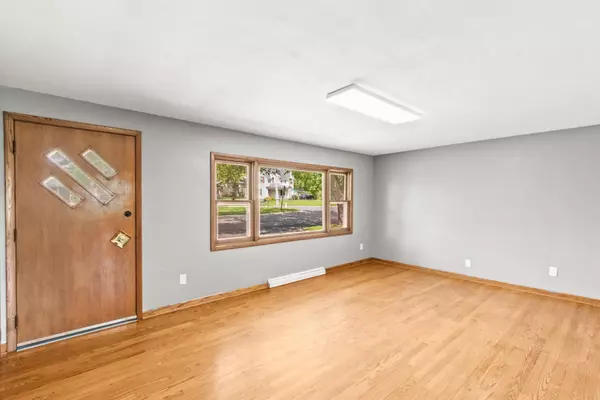 Poynette, WI 53955,171 Academy Street