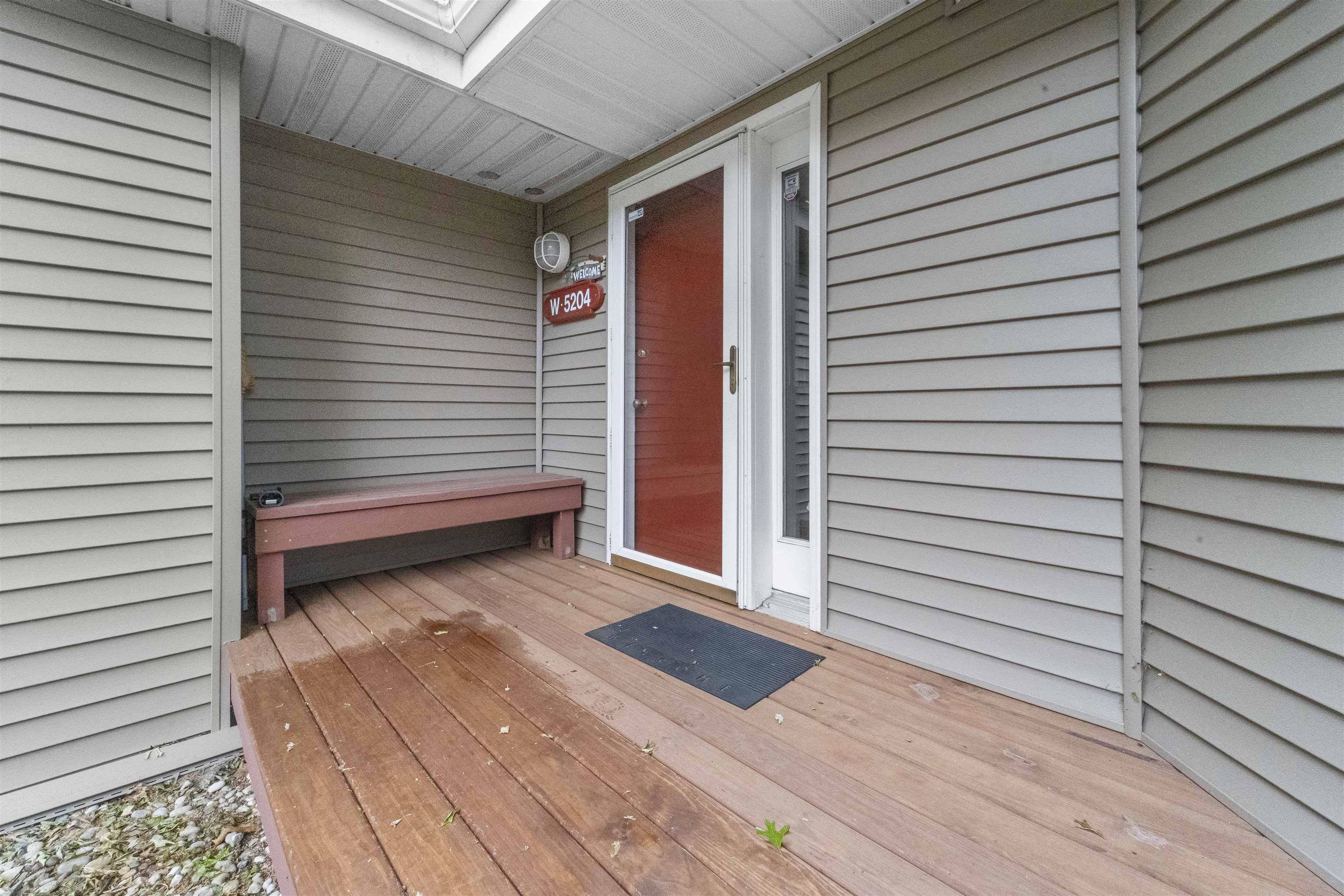 New Lisbon, WI 53950,W5204 N Osprey Drive