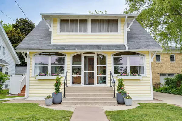 350 Washington Street, Prairie Du Sac, WI 53578