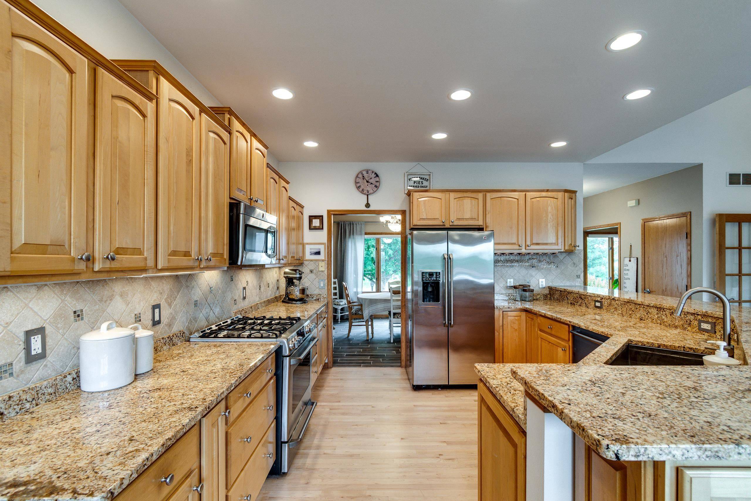 Middleton, WI 53562,8601 Stonebrook Circle