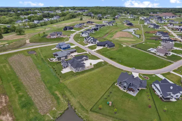 Verona, WI 53593,L 26 Colonial Way