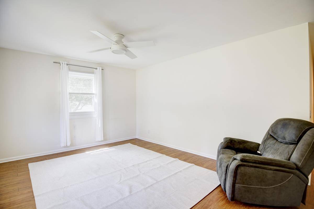 Stoughton, WI 53589,1734-1736 N Van Buren Street