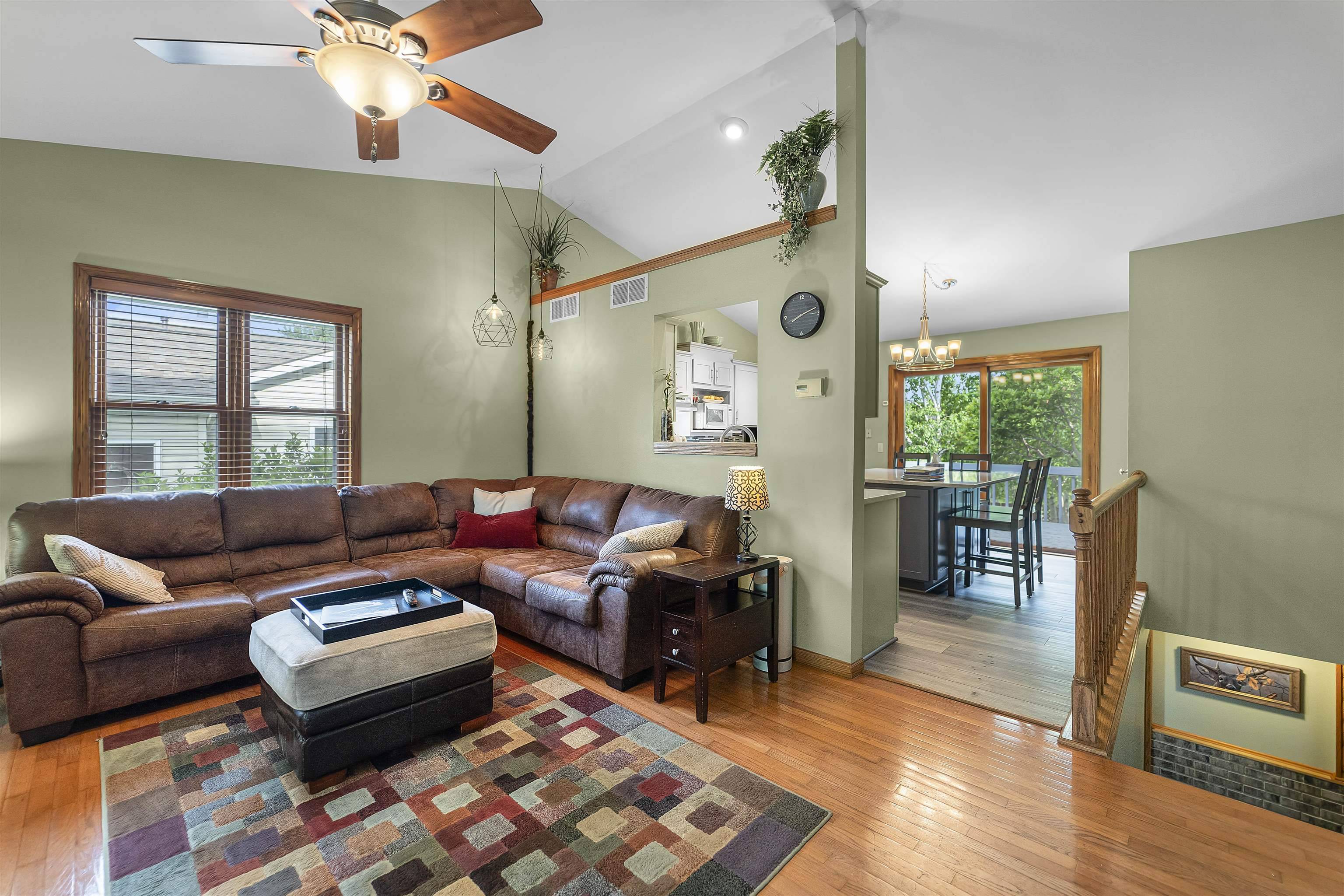 Deforest, WI 53532,812 Clover Lane