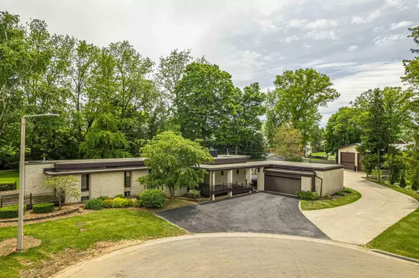 520 St Clare Court, Monroe, WI 53566