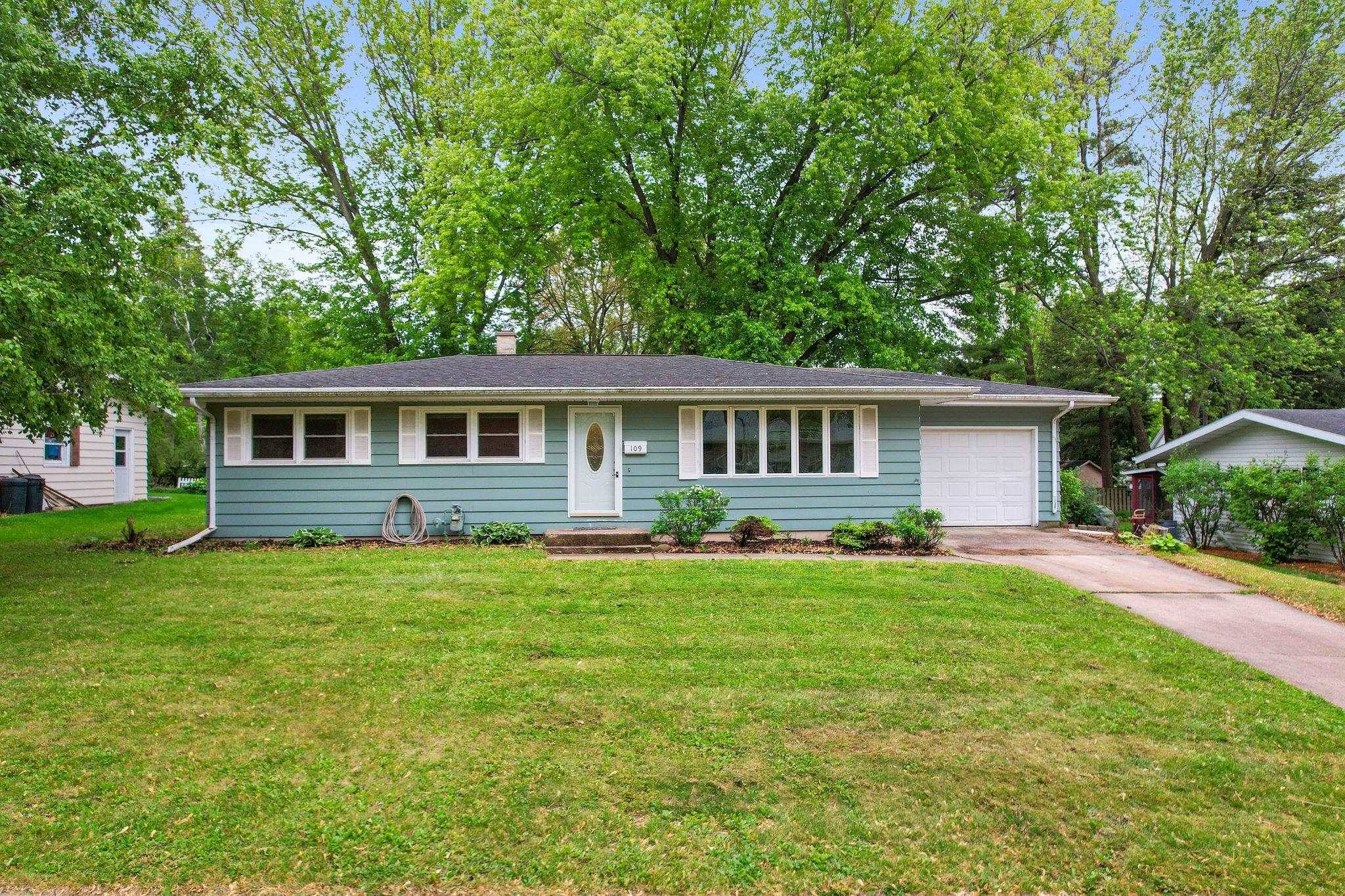 109 Cherry Street,  Edgerton,  WI 53534
