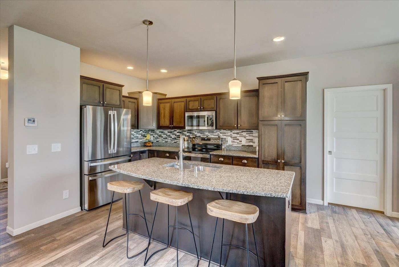 392 Steeple Point Way, Verona, WI 53593