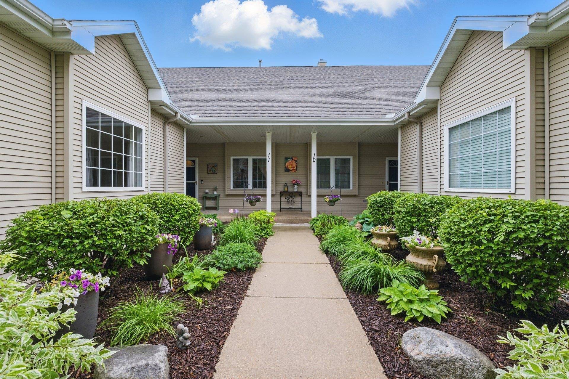 351 S Wisconsin Street #11, Whitewater, WI 53190-2078